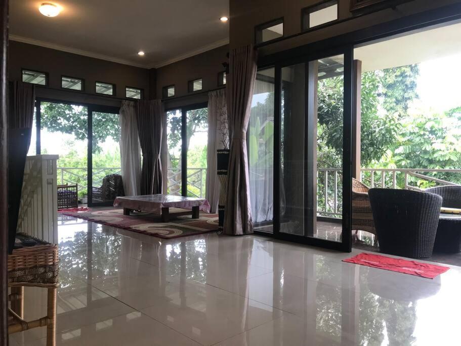 Villa Naumi Bandung Eksteriør bilde